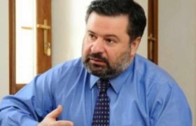 ეროსი კიწმარიშვილი: ,,როცა ივანიშვილი ,,რ2"-ზე საუბრობს, თვალებში მე შემომხედოს" ეროსი კიწმარიშვილი: ,,როცა ივანიშვილი ,,რ2"-ზე საუბრობს, თვალებში მე შემომხედოს"