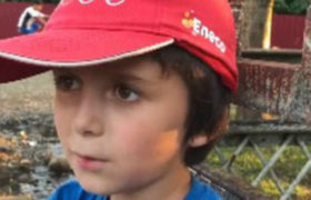 ბიჭუნა, რომელმაც კოსმოსით ცოდნით ყველა გააოცა, წიგნებზე ოცნებობს ბიჭუნა, რომელმაც კოსმოსით ცოდნით ყველა გააოცა, წიგნებზე ოცნებობს