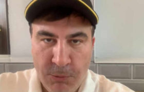 სააკაშვილი: ,,ლარის ვარდნა იცის ქურდობამ და თქვენ ხართ ქურდები!" სააკაშვილი: ,,ლარის ვარდნა იცის ქურდობამ და თქვენ ხართ ქურდები!"