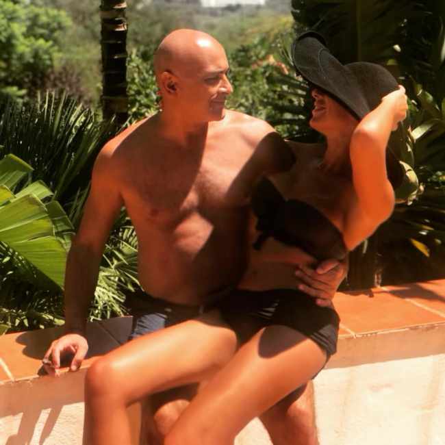 სალომე გოგიაშვილი სექსუალურ ფოტოს აქვეყნებს