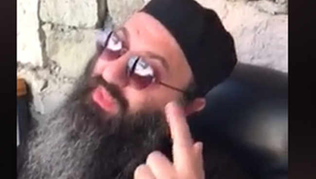 მამა ბასილის საოცრად შესრულებული სიმღერა ,,არც მოლოდინი, არც შეხვედრები, თითქოსდა ცხადად არც იყო" - ვიდეო