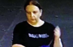 ვრცელდება ქალის ფოტო, რომელმაც ბავშვი დანით დაჭრა