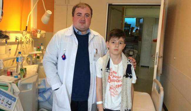 თორნიკე სოლოღაშვილი ბავშვების გულებს სიცოცხლეს უბრუნებს