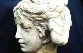 ხობელმა ცოლ-ქმარმა მდინარის ქვიშაში განძი იპოვეს - ,,სახლში ქვიშა მიიტანეს და შიგ აუწონავი ოქრო იპოვეს"