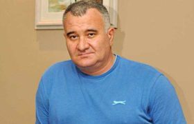 დავით ივანიშვილი: "აუქციონზე გატანილი ჩემი ყველა ნახატი თვითონ შევიძინე" დავით ივანიშვილი: "აუქციონზე გატანილი ჩემი ყველა ნახატი თვითონ შევიძინე"