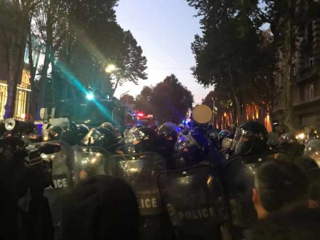 ნიკა გვარამიას დაცვის წევრები დააკავეს