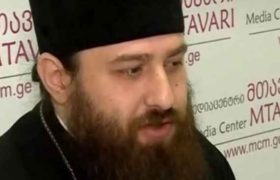 ,,ქალზე, რომელმაც ეკლესიაში დაჭრა ადამიანი, ზვიად გამსახურდია წერილში წერს" - მამა ანდრია