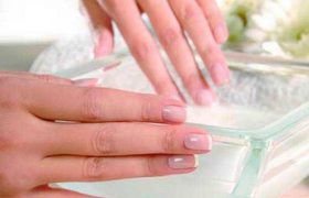 ბერგამოტი ფრჩხილებს ამაგრებს