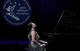 ,,ღამის სერენადები" ბათუმში გაიხსნა