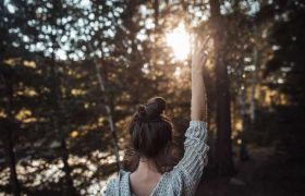 ,,გზაზე კაფანდარა გოგო მიდიოდა..." -  მწარე რეალობა ნინი ციცქიშვილის ცხორებიდან