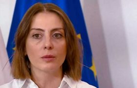 ხატია დეკანოიძე: ,,ჩემი ქმარი 42 წლის ასაკში გარდაიცვალა, ეს დღემდე დიდი მწუხარებაა ჩვენს ოჯახში" ხატია დეკანოიძე: ,,ჩემი ქმარი 42 წლის ასაკში გარდაიცვალა, ეს დღემდე დიდი მწუხარებაა ჩვენს ოჯახში"