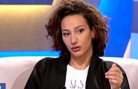 ,,ქმართან ხმას არ ვიღებდი, თავს არ ვშველოდი და სულ მინდა, დღევანდელმა ნინუცამ იმ ნინუცას სახეში შემოსცხოს'' - რას ყვებოდა ნინუცა მაყაშვილი ,,სარკესთან''