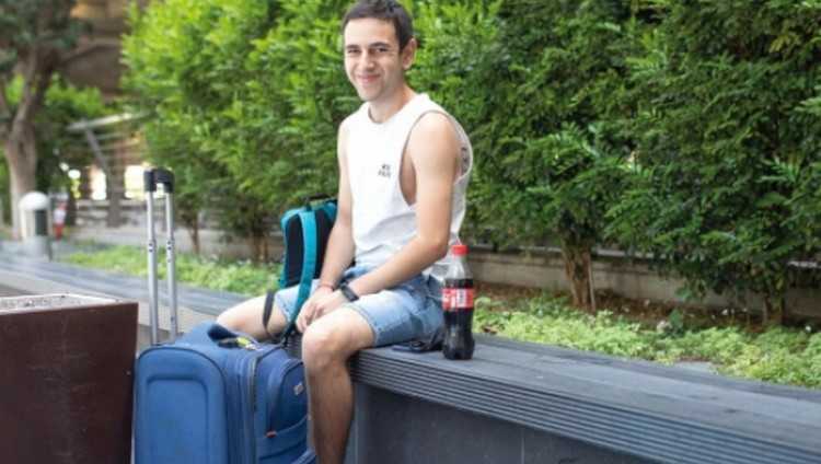 "ჩემი ქართველი ცოლი ისრაელის ჯარში გავიცანი" - დავით ისპიროვი ბათუმში მიფრინავს