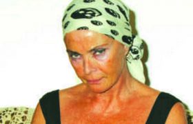 ,,40 წლისას აღარც ქმარი მყავდა, აღარც – შვილი, უმდიდრესი ქალი ,,ბომჟად'' ვიქეცი" - ნინო ხომასურიძე