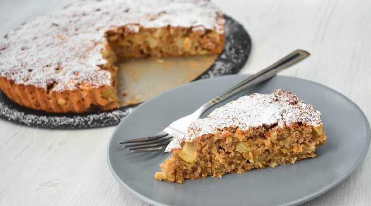 დაბალკალორიული შვრიის ღვეზელი ვაშლით - რეცეპტი