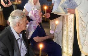 ჯვრისწერა 60 წლის შემდეგ - ემოციური ფოტოები ლურჯი მონასტრიდან ჯვრისწერა 60 წლის შემდეგ - ემოციური ფოტოები ლურჯი მონასტრიდან