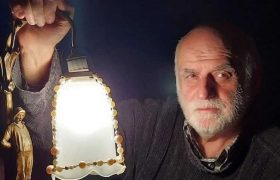 ,,გისამძიმრებ, საქართველოვ! რა ვთქვა? როგორ ამოვთქვა? ბუმბერაზი ქართველი!'' - ალექსანდრე ჟღენტი გარდაიცვალა ,,გისამძიმრებ, საქართველოვ! რა ვთქვა? როგორ ამოვთქვა? ბუმბერაზი ქართველი!'' - ალექსანდრე ჟღენტი გარდაიცვალა