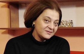 ენდი ძიძავა: ,,ჩემი შვილის მამას ოჯახი არ ჰყავს, ის არ ადუნებს ჩემ მიმართ ყურადღებას და მე - მის მიმართ" ენდი ძიძავა: ,,ჩემი შვილის მამას ოჯახი არ ჰყავს, ის არ ადუნებს ჩემ მიმართ ყურადღებას და მე - მის მიმართ"