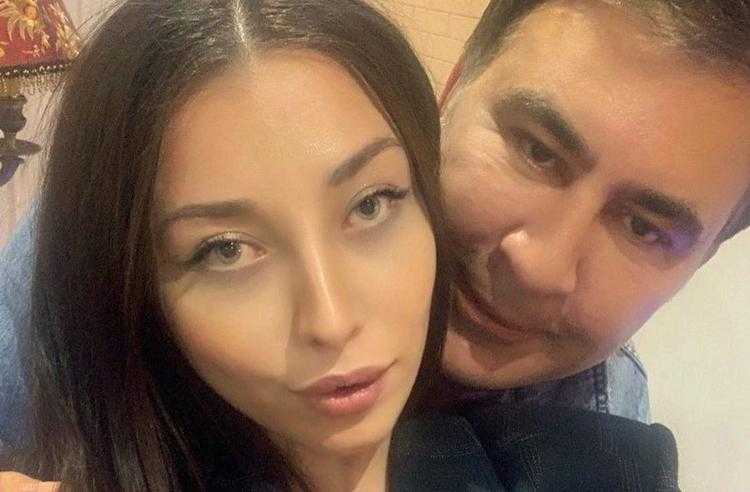 ,,მიშა, თუ მოდიხარ, გეხვეწები, ეს არ წამოიყვანო, ისედაც არ ვართ კარგად" - კომენტარი ნათია რიგვავას პოსტზე