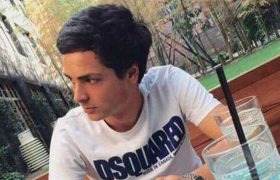 მამა კონსტანტინე: ,,ვიღაცამ დაწერა, ეს ბიჭი დაიღუპაო... არა, ასეთი ბიჭები არ იღუპებიან, უფალთან მიდიან მარადიულ ნეტარებაში'' მამა კონსტანტინე: ,,ვიღაცამ დაწერა, ეს ბიჭი დაიღუპაო... არა, ასეთი ბიჭები არ იღუპებიან, უფალთან მიდიან მარადიულ ნეტარებაში''