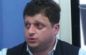 ნიკა ნარსია: ,,პრეზიდენტისგან, რომელიც შიმშილობს, საჩუქრად ეს შემწვარი ქათამიო''