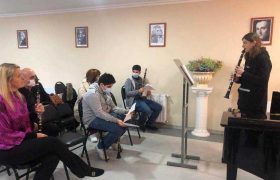 ,,ღამის სერენადების'' ფარგლებში საბინე გროფმაიერის მასტერ კლასი გაიმართა ,,ღამის სერენადების'' ფარგლებში საბინე გროფმაიერის მასტერ კლასი გაიმართა