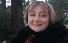 ცოლ-ქმარს ზესტაფონის სამშობიაროდან სამი ბიჭი მოჰპარეს - ,,მამაჩემს მხოლოდ გოგოები დაუტოვეს" ცოლ-ქმარს ზესტაფონის სამშობიაროდან სამი ბიჭი მოჰპარეს - ,,მამაჩემს მხოლოდ გოგოები დაუტოვეს"