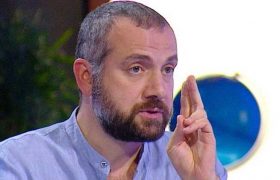 გოგა ბარბაქაძე: ,,ისევ ცოლის მშობლებთან ვცხოვრობ" გოგა ბარბაქაძე: ,,ისევ ცოლის მშობლებთან ვცხოვრობ"