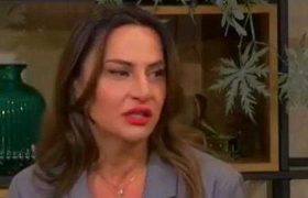 თეონა დოლენჯაშვილი: ,,ღარიბაშვილი და ნუნუკა სურამში, ერთოთახიან ბინაში ისვენებდნენ ჩვენთან ერთად" თეონა დოლენჯაშვილი: ,,ღარიბაშვილი და ნუნუკა სურამში, ერთოთახიან ბინაში ისვენებდნენ ჩვენთან ერთად"