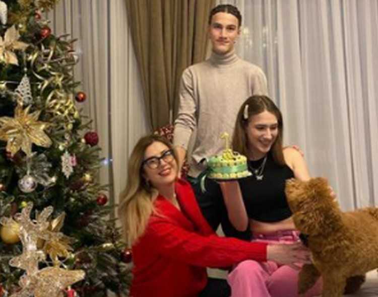 ,,კონსერვატორიაში სწავლა რუსთაველზე ტყვიების ზუზუნში დავიწყე" - 11 თებერვალს ოპერის წინ გიორგი გაგნიძის ვარსკვლავი გაიხსნება