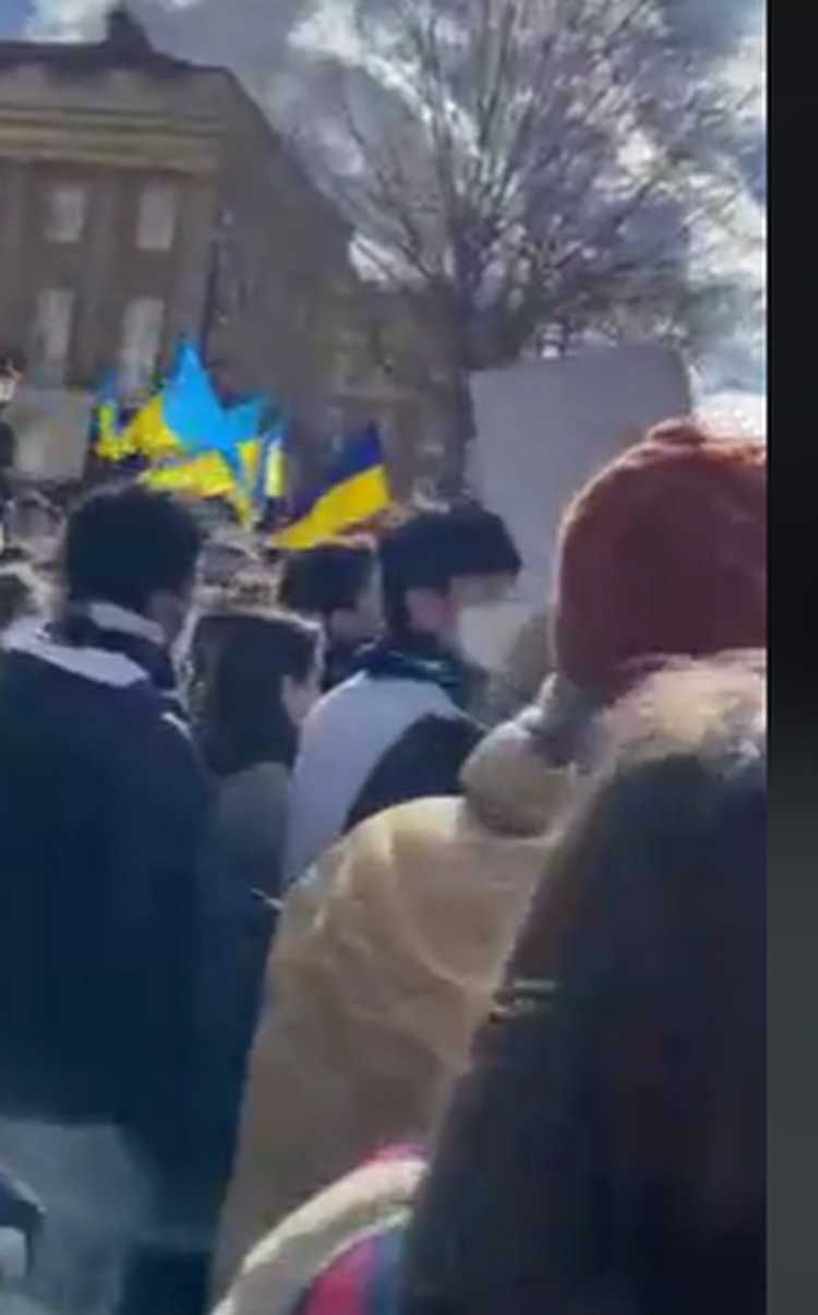 ლონდონში, რუსეთის საელჩოსთან საპროტესტო აქცია იმართება