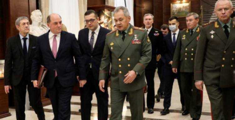 ბრიტანეთის თავდაცვის მინისტრი: ,,რუსეთი არ გეგმავს უკრაინაში შეჭრას"