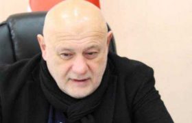 გორის საკრებულოს თავმჯდომარე: ,,უკრაინის მთავრობაზე კარგი წარმოდგენა არ მაქვს" გორის საკრებულოს თავმჯდომარე: ,,უკრაინის მთავრობაზე კარგი წარმოდგენა არ მაქვს"