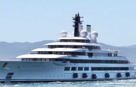 პუტინის იახტა ,,შეჰერაზადა" 140 მეტრი სიგრძისაა და 700 მილიონი ღირს