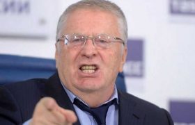 რია ნოვოსტი: ,,ჟირინოვსკი გარდაიცვალა"