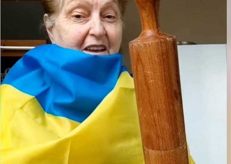 ქართველი ბებო: ,,ღარიბაშვილო, ხედავ ამას?! გინდა?! წაბრძანდი!"