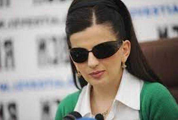 პუტინმა დიანა ღურწკაიას სახალხო არტისტის წოდება მიანიჭა