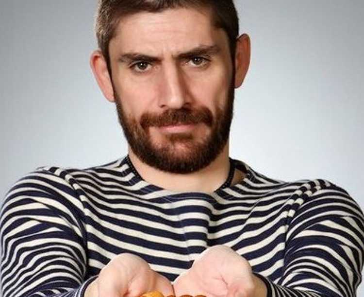 გია ნიკოლაძე: ,,ქრისტე უკვე მოსულია ამქვეყნად მეორედ, დოკუმენტი არსებობს'' - რა იდუმალებით მოცულ ამბავს ყვება მომღერალი გია ნიკოლაძე: ,,ქრისტე უკვე მოსულია ამქვეყნად მეორედ, დოკუმენტი არსებობს'' - რა იდუმალებით მოცულ ამბავს ყვება მომღერალი