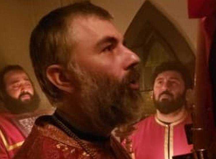 მამა თომა: ,,ამერიკაში სამუშაო ადგილები აღარაა, ვალში ვარდებიან ახალჩამოსულები"