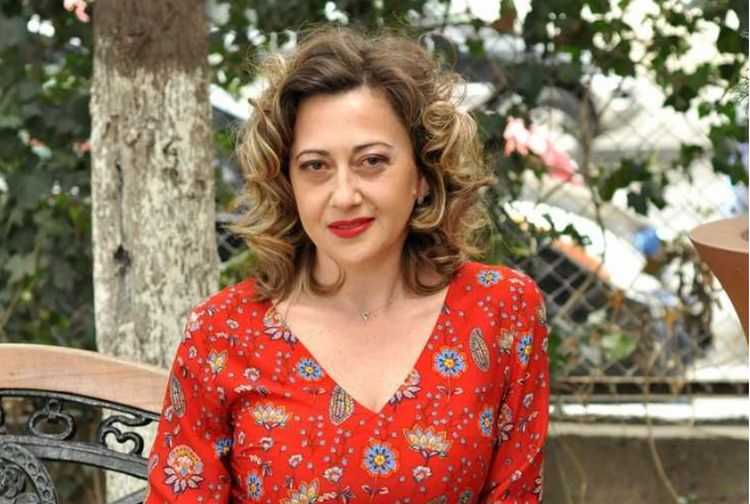 ,,ვნანობ, რომ განქორწინება ჩემი კი არა, ქმრის ინიციატივით მოხდა, თან ძალიან ცუდი ფორმებით" - როგორ დაიწყო ემა ტუხიაშვილმა ახალი ცხოვრება 20-წლიანი ოჯახის დანგრევის შემდეგ ,,ვნანობ, რომ განქორწინება ჩემი კი არა, ქმრის ინიციატივით მოხდა, თან ძალიან ცუდი ფორმებით" - როგორ დაიწყო ემა ტუხიაშვილმა ახალი ცხოვრება 20-წლიანი ოჯახის დანგრევის შემდეგ