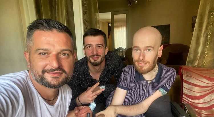 „მშვიდობით განისვენე, მაგარო ბიჭო!“ - გარდაიცვალა „გი­გას ჰა­ბის" დამ­ფუძ­ნე­ბე­ლი, გიგა აბუ­ლა­ძე