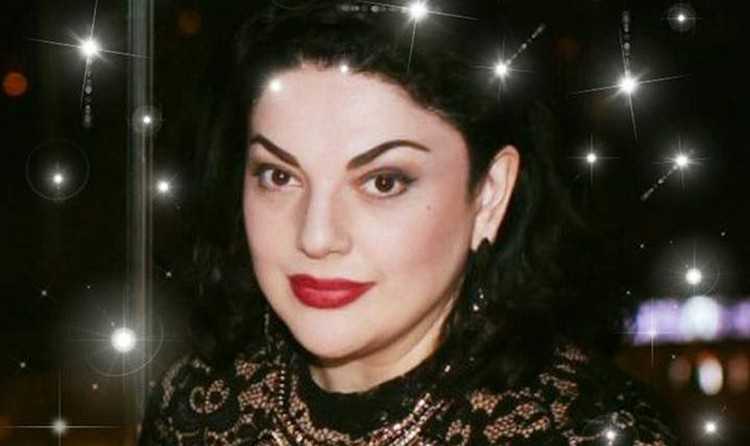 თამარ ივერი საფეხბურთო ნაკრების ფეხბურთელებს: „იმ ბავშვებს, რომლებიც 6-7 საათის განმავლობაში, უჭმელ-უსმელები გელოდებოდნენ, ემახსოვრებათ, როგორ არ უნდა შეიპყროს ადამიანი ამბიციებმა“ თამარ ივერი საფეხბურთო ნაკრების ფეხბურთელებს: „იმ ბავშვებს, რომლებიც 6-7 საათის განმავლობაში, უჭმელ-უსმელები გელოდებოდნენ, ემახსოვრებათ, როგორ არ უნდა შეიპყროს ადამიანი ამბიციებმა“