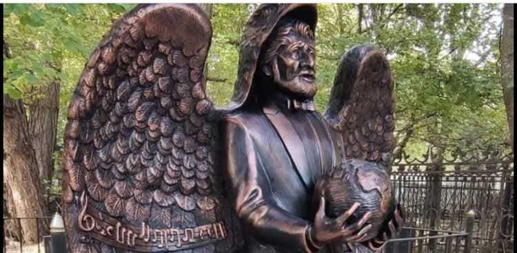 „არც ვერსიები მაინტერესებს აწი, არც ჰიპოთეზები, მივიღე გადაწყვეტილება“ - რას წერს თემურ წიკლაურის შვილი