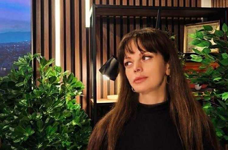 ნინო მეუნარგია: „ჩემს ქმარს გაუჭირდა შვილის ავადმყოფობის გადატანა, მაგრამ მე დავეხმარე და ერთად დავძლიეთ“