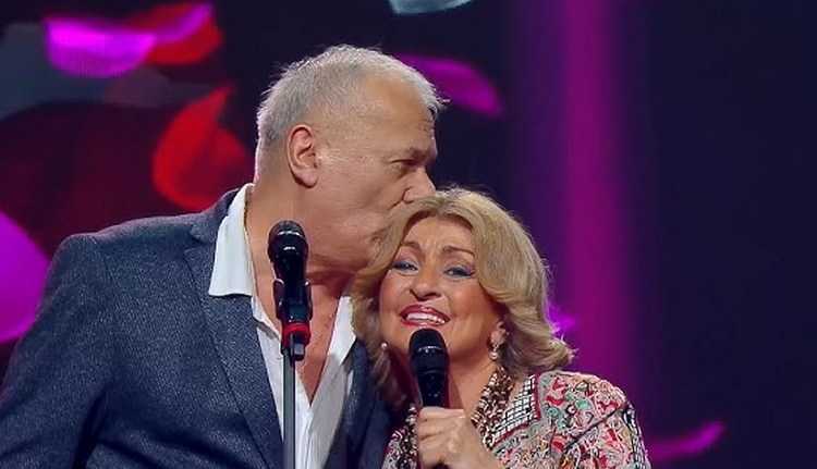 ირმა სოხაძე: „ახალგაზრდობაში უფრო მე ვთმობდი, ახლა რეზო თმობს, ჩვენი ოჯახი იუმორმა გადაარჩინა“